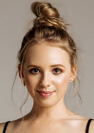 Fan Casting Miranda Cosgrove as Annette in Fire Emblem: Three Houses