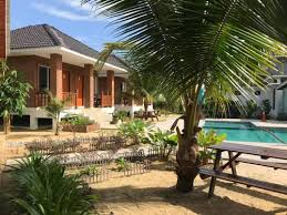 Dungun escapade resort vroeger dungun dive resort ligt in dungun, op 11 km van rantau abang, en biedt accommodatie met een restaurant, gratis privéparkeergelegenheid en een tuin. Tanjong Jara Resort Dungun Book Your Hotel With Viamichelin