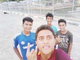 Lirik dan chord kunci gitar bongkar swami dan iwan fals, kalau cinta sudah di buang, jangan harap keadilan akan datang, o, o, ya o, ya bongkar! Iwan Fals Bongkar Home Facebook