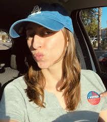 Danielle Weisberg's Instagram, Twitter & Facebook