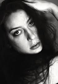 Carly Hooper's Instagram, Twitter & Facebook