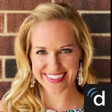 Kari Chapman's Instagram, Twitter & Facebook