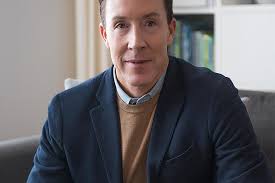 Eric Jennings's Instagram, Twitter & Facebook