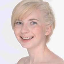 Emily Hanner's Instagram, Twitter & Facebook