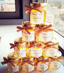 Honey Wedding Favors Diy Ideas That Are Inspired Honey Jar Wedding Favors Homemade Wedding Favors Honey Wedding Favors