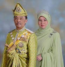 Gambar ucapan selamat puasa ramadhan. Yang Di Pertuan Agong Dan Raja Permaisuri Agong Mencemar Duli Melawat Sarawak Sarawak News Network