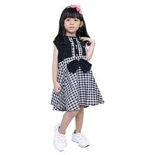 Pakaian anak perempuan usia 1 tahun memiliki model yang beragam seperti model dress, gaun, setelan celana, baju atasan, gamis anak dan lain . Jual Produk Baju Anak Perempuan Dress Umur Termurah Dan Terlengkap Agustus 2021 Bukalapak