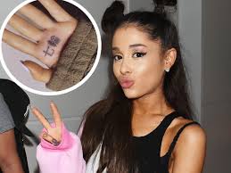 How to say you're beautiful in japaneseyou're beautiful美人だよ美人 びじん bijin (beautiful)だ daよ yo (da yo has the nuance of you really are. Ariana Grande Accused Of Exploiting Japanese Culture For The Aesthetic