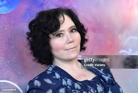 Amanda Matus, Alison Kaplan and Vera Nazzal at the Living Beauty... News  Photo