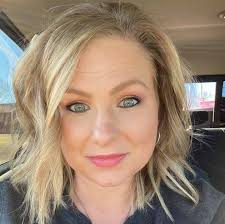 Jessica Caruthers's Instagram, Twitter & Facebook