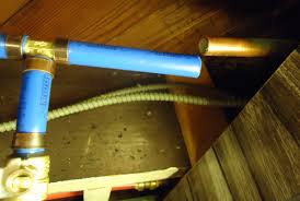 A pex crimp tool crimps the band to seal the connection. Problems With Pex Pipes With Brass Fittings E R Services
