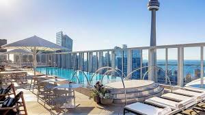 In summer, the best bars in toronto are packed with those seeking the sun and when the weather turns cold, they become shelters from the snow. 14 Best Rooftop Bars In Toronto 2020 Update