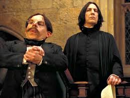 Harry Potter movie shock: Warwick Davis reveals top secret script LEFT in  taxi