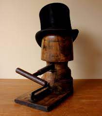 Hat Stretcher Adjustable Wood Milliner Hat Block Display Stand