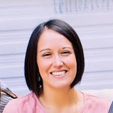 Denise Speer's Instagram, Twitter & Facebook