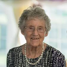 🕊️ In Loving Memory of Iris Phyllis Male 'Phyl' 🕊️ Phyl passed away at  The Great Western Hospital