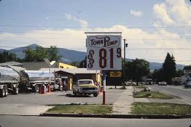 OK PEOPLE, Who remembers McClays Market