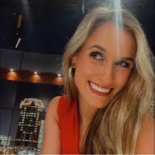 Jasmine Richmond's Instagram, Twitter & Facebook