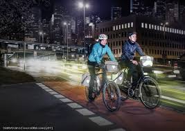 Fahrrader Strahlen Jetzt Mit Kraftfahrzeugen Um Die Wette Mit Bildern Kraftfahrzeug Fahrrad Fahrzeuge
