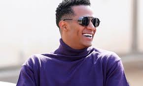 وفي دول عربية متعددة، ذكر خبراء أن أرقام الإصابات الحقيقية أقلّ بكثير من الأرقام المعلنة، كما نقلته وسائل إعلام عن عضو اللجنة العلمية لمواجهة كورونا في مصر، محمد النادي، عندما. Mohamed Ramadan S Virus Amasses Over 11 M Views On Youtube Egypttoday