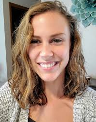 Bri Combs's Instagram, Twitter & Facebook