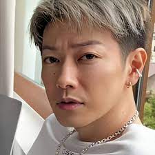 櫻子 on instagram こんな 眉間にシワがよってる 表情も素敵だったりする いろんな顔が見られて 楽しいです 佐藤健 佐藤健youtube 謎解き系youtuber takerusatoh 一問一答 メンズノンノ 顔 佐藤健 眉間