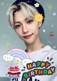 Happy birthday Lee Felix 🥳🎂🎉💗☺️
