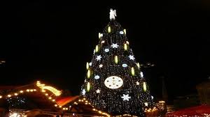 Semoga terang natal ini akan tinggal di hati kita dan bersinar terang bagi keluarga dan sesama. 20 Ucapan Selamat Natal 2019 Dan Tahun Baru 2020 Dalam Bahasa Inggris Lengkap Dengan Artinya Tribunnews Com Mobile