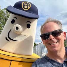 Love not better than football for Packers fans