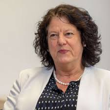 Umstrittene Dezernentin in Frankfurt steht jetzt vor Gericht