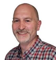 Kim Boch's Instagram, Twitter & Facebook