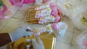Potresti utilizzare i marshmallow per preparare un fondente. Come Realizzare Spiedini Di Marshmallow Tutorial Diy Espeto De Marshmallow Eliane Factory Youtube