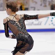 Skate Canada гран при по фигурному катанию 2019 20 Evgenia Medvedeva Team V Instagram Swipe I Love This Dress Tags Beauty Edea Evgeniamedvedeva Figu Figure Skating Dresses Skating Dresses Dresses
