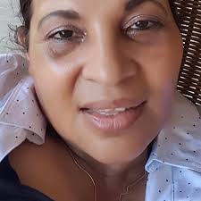 Sabías que? Se aplica multa de Q.200.00 según Artículo 181, numeral 14 de  la Ley de Tránsito. Por no respetar las señales de tránsito siguientes: a.  Alto. b. Alto del semáforo. c.