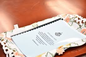 Nota serah tugas ini seterusnya diserahkan kepada pegawai yang mengambilalih jawatan tersebut dan pegawai berkenaan hendaklah menandatangani surat akuan terima nota serah tugas. Facebook