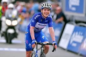 Livestream and full race online free 720p hd online stream and replay 1080p full hd. Evenepoel Komt Ten Val Als Eindzege Ronde Van Belgie Al Binnen Is Nos