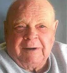 Edward Coy's Instagram, Twitter & Facebook