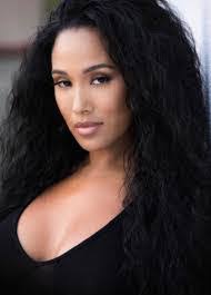 Leanna Gates's Instagram, Twitter & Facebook