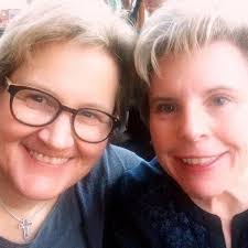 Anita Dana's Instagram, Twitter & Facebook