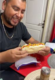 Un Completito Con Tomatito Palta Mayo Casera Tio Rene