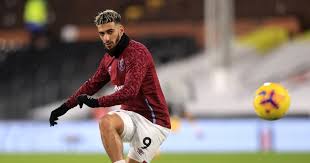 Bowen's next ball allowed antonio to cross saïd benrahma from 6 yards to west ham's level. Stop Hitting Them Over The Bar Moyes Issues Advice To West Ham Striker