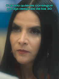 La calle está dura, Marceeeeee. Solo decimos. 😅 La temporada 1 de  #BettyLaFea La Historia Continúa está disponible en #PrimeVideoLAT  #BettyLaFeaLaHistoriaContinua #ysblf #MarcelaValencia #Pascual ...