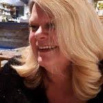 Debbie Lansberry's Instagram, Twitter & Facebook