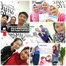 Cari klinik gigi terdekat, daftar online dokter, alamat, dokter yang berpraktik, fasilitas dan tarif kamar rawat inap, serta informasi layanan kesehatan lain hanya di sehatq. Klinik Pergigian Famili Batu Pahat Johor Malaysia Batu Pahat Doktor Pergigian Kanak Kanak Klinik Pergigian Perkhidmatan Komuniti Ke Sekolah Tinggi Cina Batu Pahat Memeriksa Gigi Pelajar A03 04 Effye Com