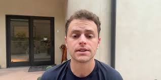 BREAKING: Donald Trump Begs Vladimir Putin to Stop Bombing Ukraine