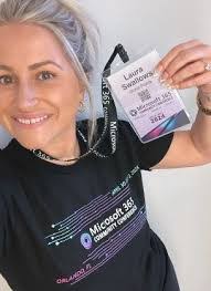 Jenifer Olson's Instagram, Twitter & Facebook