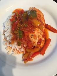 Hahnchenbrustfilet Mit Paprikasauce Paprikasosse Rezepte Mit Hahnchenbrustfilet Lebensmittel Essen