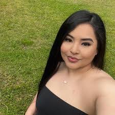 Lizbeth Serrano's Instagram, Twitter & Facebook