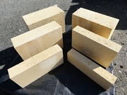 Carparo o tufo o pietra leccese con vari inserti. Utilizzo Dei Blocchi Di Tufo Materiali Per Giardini Utilizzo Dei Blocchi Di Tufo Giardino