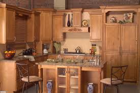 spice maple kitchen cabinets